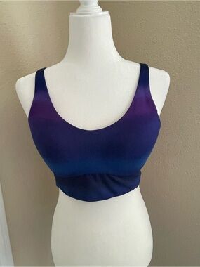 Victoria's Secret Blue Purple Tie Dye Wireless Sports Bra Size 36C